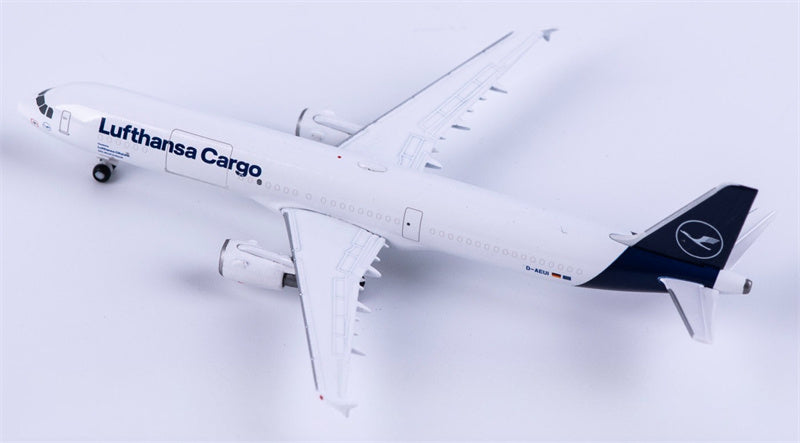 Herpa 1:500 Lufthansa Airbus A321P2F D-AEUI  Diecast Model