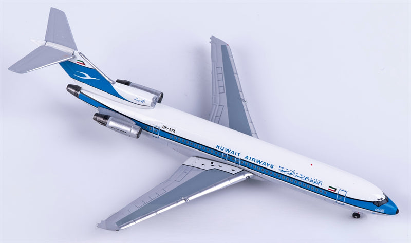 Aeroclassics 1:400 Kuwait Airways Boeing 727-200 9K-AFA  DIECAST Model