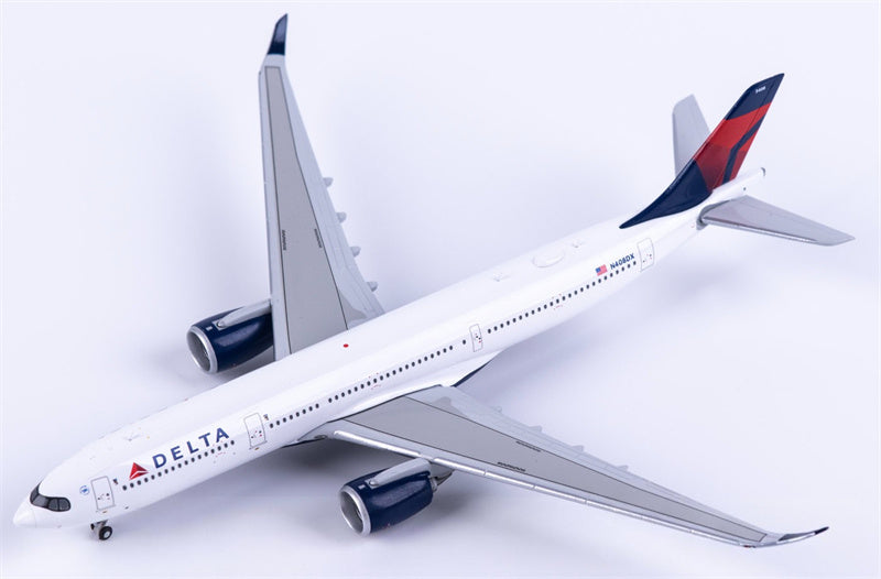 Geminijets Delta Air Lines Airbus A330-900neo N408DX 1:400 Diecast Model view 3