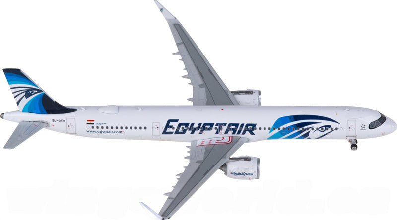 Phoenix EgyptAir Airbus A321neo SU-GFR 1:400 Diecast Model view 1