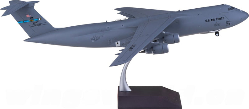 Geminijets USAF Lockheed C-5M Super Galaxy 85-0007 1:200 Diecast Model view 2