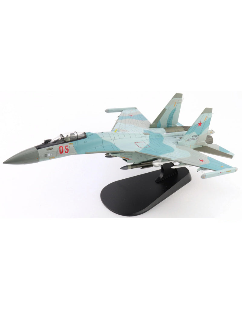 HOBBY MASTER Russian Air Force Su-35S Flanker E  1:72 Model 2025 w/Khibiny-U ECM pods Red 05 RF-93809