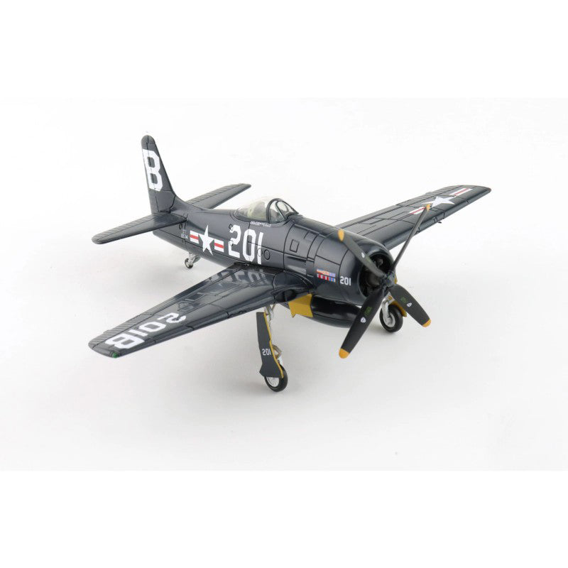 SkyMax USN F8F-2P Bearcat Duxford 1:72 Model 2014 Restored plane White 201 B 121714