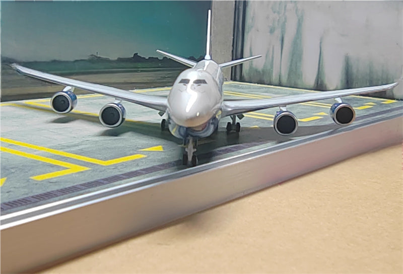 Herpa Silk Way West Airlines Boeing 747-8FTM VQ-BWY AZERBAIJAN CARGO 1:500 Aircraft Pre-built Model