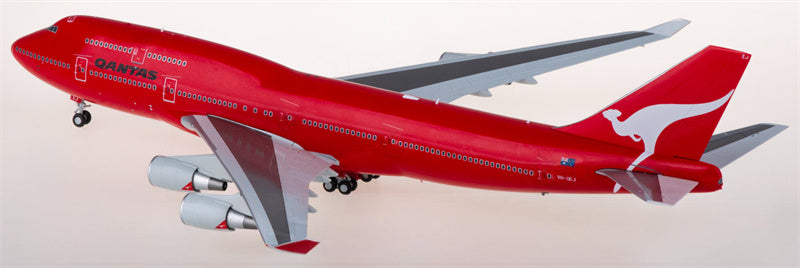JC Wings Qantas Boeing 747-400 VH-OEJ 1:200 Diecast Model view 1