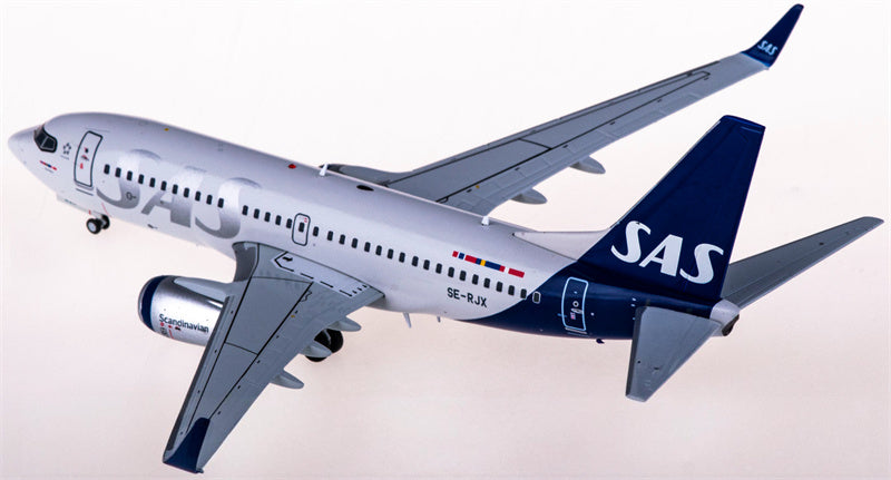 JC Wings SAS Boeing 737-700 SE-RJX 1:200 Diecast Model view 2