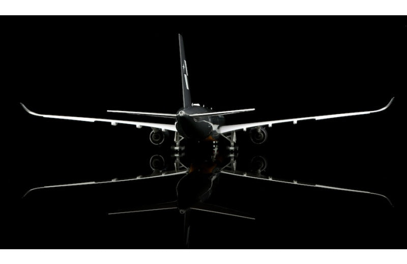 SQ Wings 1:200 Starlux Airlines A350-1000 B-58553 Standard Edition DIECAST Model