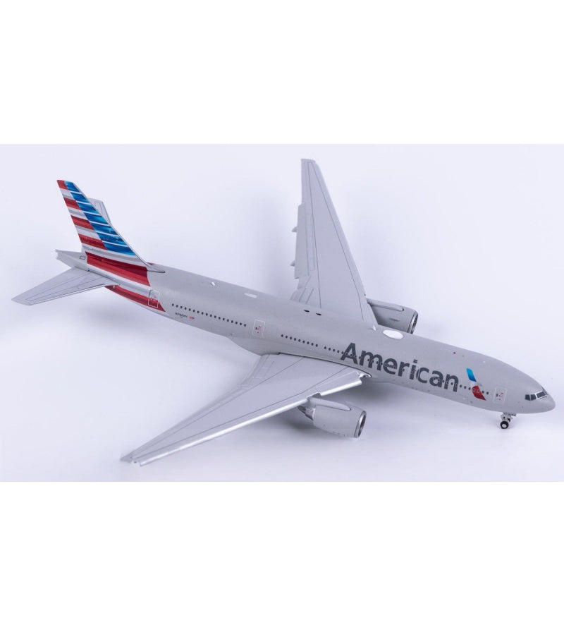 Geminijets 1:400 American Airlines Boeing 777-200ER N788AN Flaps down DIECAST Model