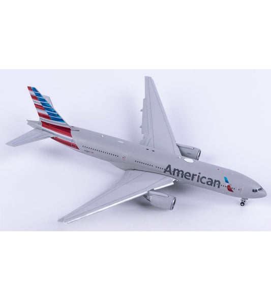 Geminijets 1:400 American Airlines Boeing 777-200ER N788AN Flaps down DIECAST Model