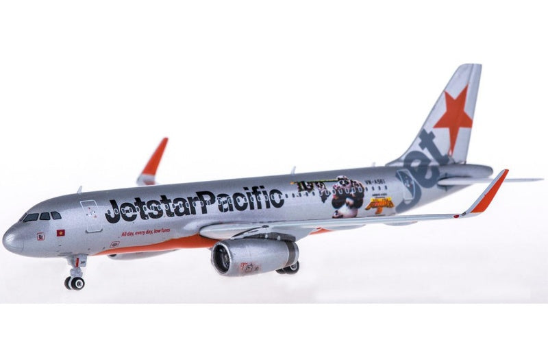 Phoenix Jetstar Pacific Airbus A320 VN-A561 1:400 Aircraft Pre-built  Airliner Model Display