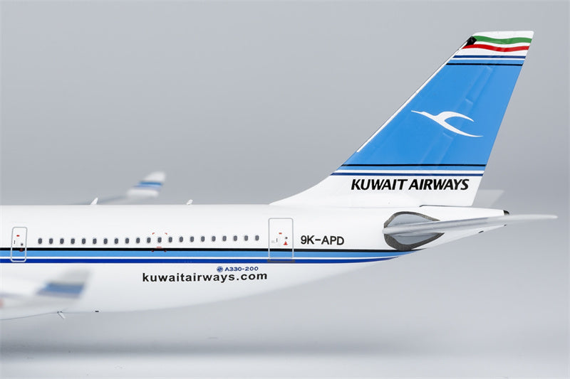 NG Models Kuwait Airways Airbus A330-200 9K-APD 1:400 Aircraft Pre-built  Airliner Model Display