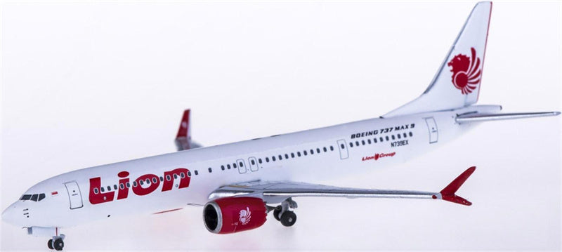 AeroClassics Lion Air Boeing 737 MAX 9 N739EX 1:400 Diecast Model view 1