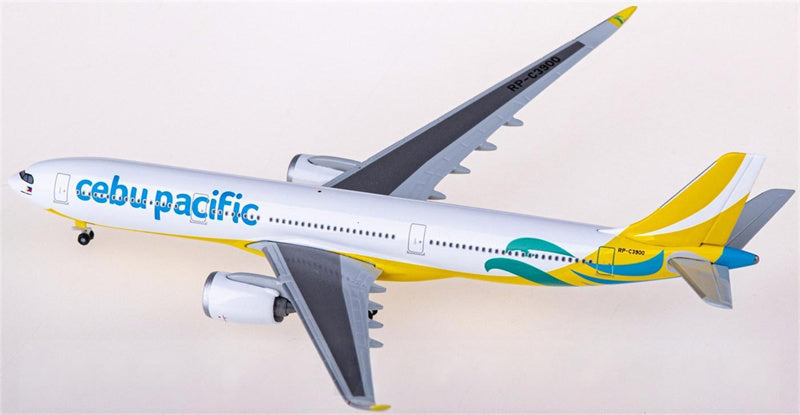 Herpa Cebu Pacific Air Airbus A330-900neo PR-C3900 1:500 Diecast Model view 2