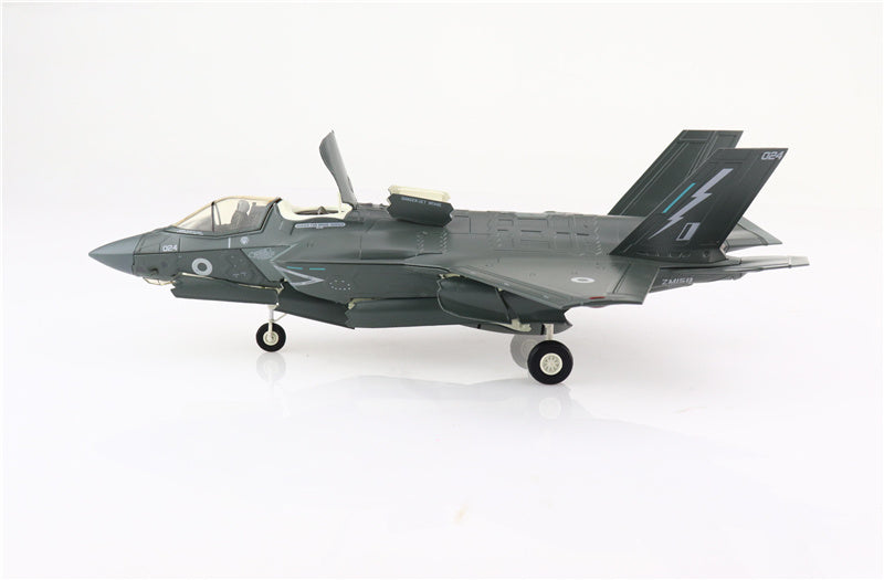 HOBBY MASTER F-35B Lightning II ZM158 617 Sqn. RAF March Estonia 2022 1/72 Aircraft Pre-built Model
