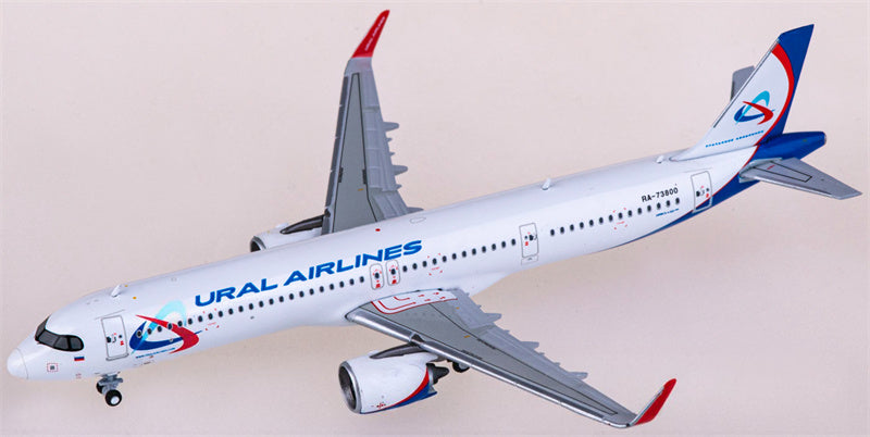 Geminijets Ural Airlines for Airbus A321 RA-73800 1:400 Airplane Pre-built  Airliner Model Display