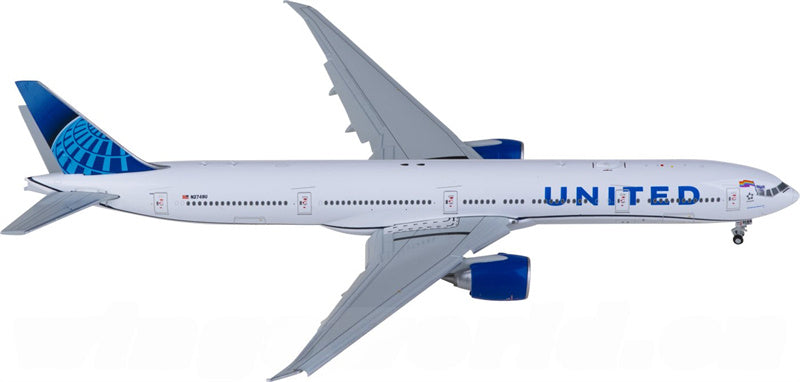 JC Wings United Airlines Boeing 777-300ER N2749U Flaps Down 1:400 Diecast Model view 3