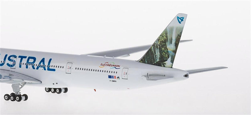 Phoenix Air Austral Boeing 777-300ER F-ONOU 1:400 Diecast Model view 5