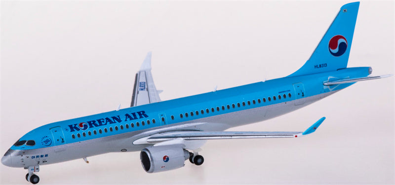 JC Wings Korean Air for Bombardier CS300 HL8313 1:400 Airplane Pre-built  Airliner Model Display
