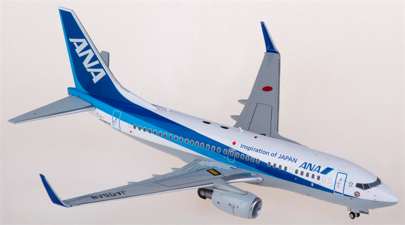 JC Wings ANA Boeing 737-700 JA06AN 1:200 Diecast Model view 4
