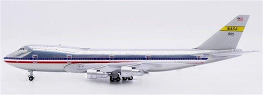 JC Wings NASA Boeing 747-100 N905NA 1:400 Diecast Model view 1