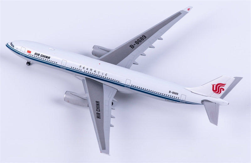 Herpa Air China Airbus A330-300 B-8689 1:500 Diecast Model view 2