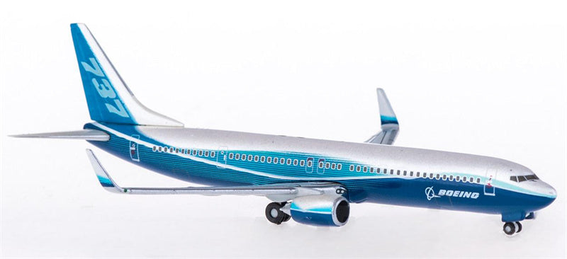 Hogan Boeing 737-900ER 1:500 Diecast Model view 1