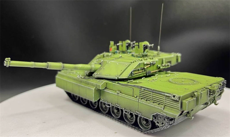 AM Italian Ram main battle tank C1 PSO type with additional armor 1:72 Tank Pre-built Model