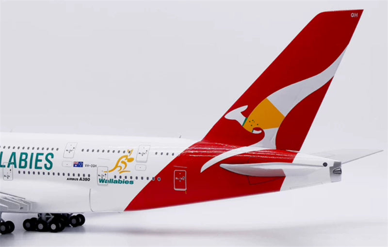 Apollo 1:200 Qantas Airways A380 VH-OQH DIECAST Model