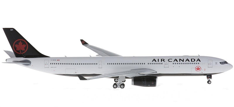 Phoenix Air Canada Airbus A330-300 C-GFAF 1:400 Diecast Model view 1