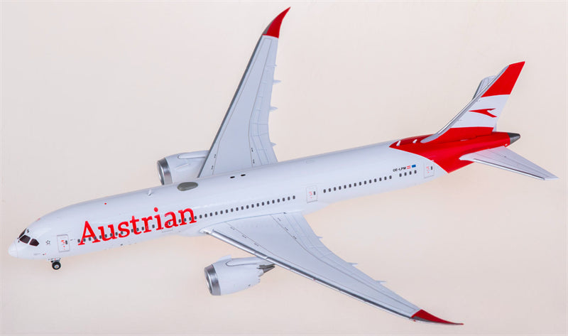 JC Wings Austrian Airlines Boeing 787-9 Dreamliner OE-LPM 1:400 Diecast Model view 2