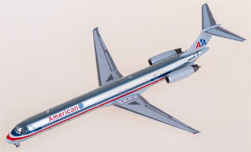 NG Models American Airlines McDonnell Douglas MD-82 N9627R 1:400 Diecast Model view 3