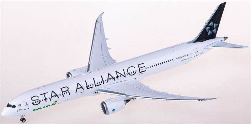 Phoenix EVA Air Boeing 787-10 B-17812 1:400 Diecast Model view 1