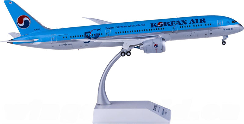 JC Wings Korean Air Boeing 787-9 Dreamliner HL8081 1:200 Diecast Model view 2