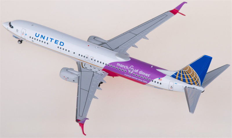 NG Models United Airlines Boeing 737-900ER N66848 1:400 Diecast Model view 2