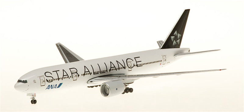 AeroClassics ANA Boeing 777-200 JA711A Star Alliance 1:500 Diecast Model view 2