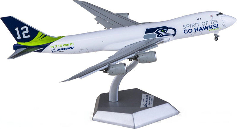 HX Models 1:400 Boeing 747-8F Flaps down N841BA Diecast Model view 4