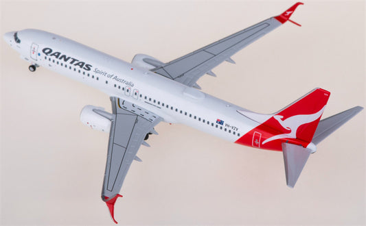 NG Models Qantas Boeing 737-800 VH-VZV 1:400 Diecast Model view 1