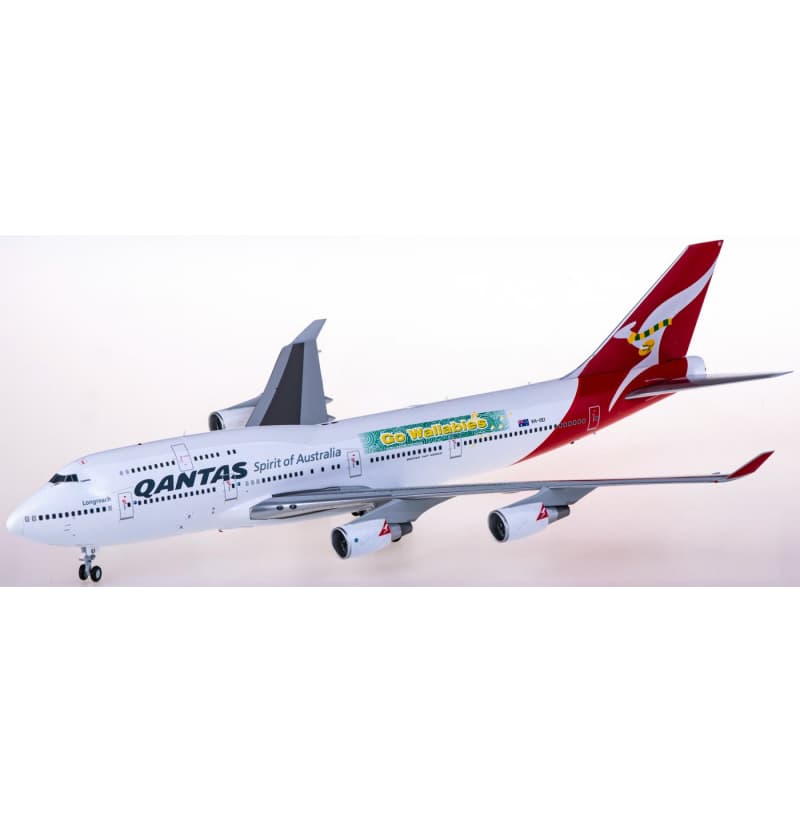 JC Wings Qantas Boeing 747-400ER VH-OEI 1:200 Aircraft Pre-built  Airliner Model Display