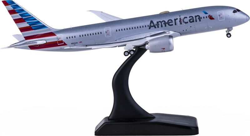 Geminijets American Airlines Boeing 787-8 N802AN 1:400 Diecast Model view 1