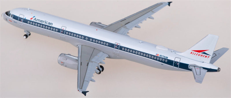 Geminijets American Airlines Airbus A321 N579UW 1:400 Diecast Model view 2