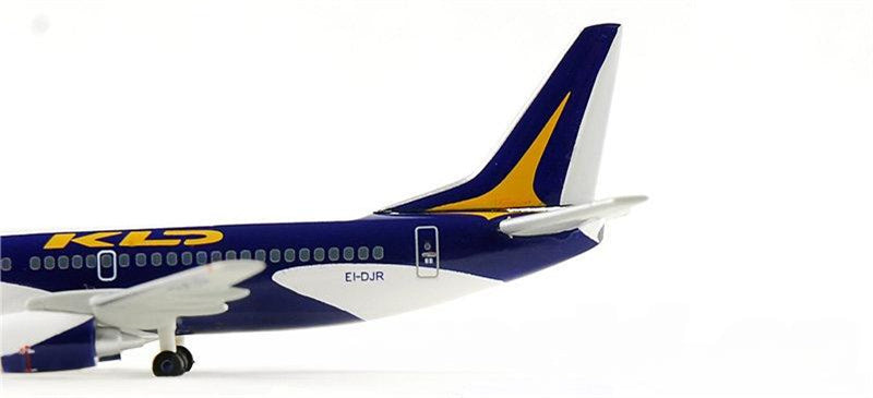 Herpa KD Avia Boeing 737-300 1:400 Diecast Model view 3
