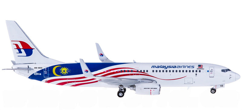 Phoenix Malaysia Airlines Boeing 737-800 9M-MXS 1:400 Diecast Model view 1
