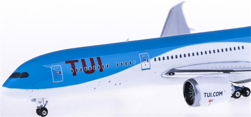 Phoenix TUI Airways Boeing 787-9 G-TUIJ 1:400 Diecast Model view 3