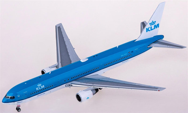 Phoenix KLM Boeing 767-300ER PH-BZI 1:400 Diecast Model view 1