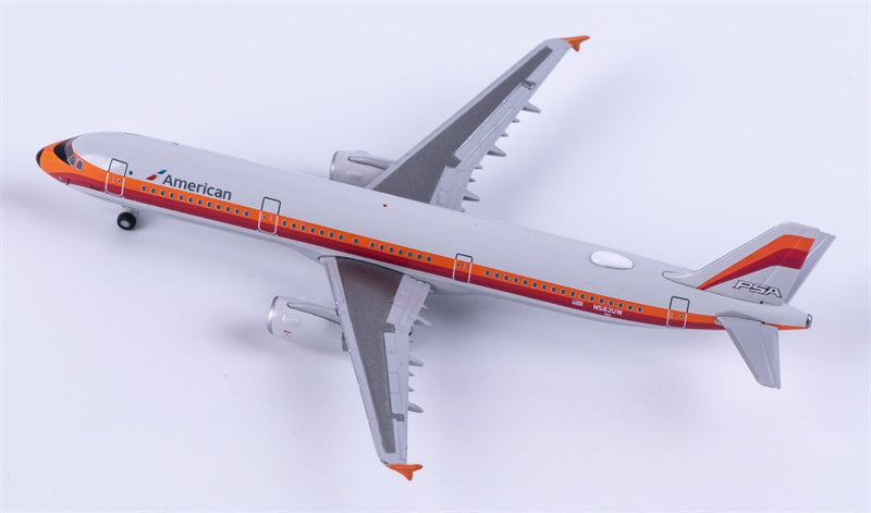 Herpa American Airlines Airbus A321 N582UW 1:500 Diecast Model view 4