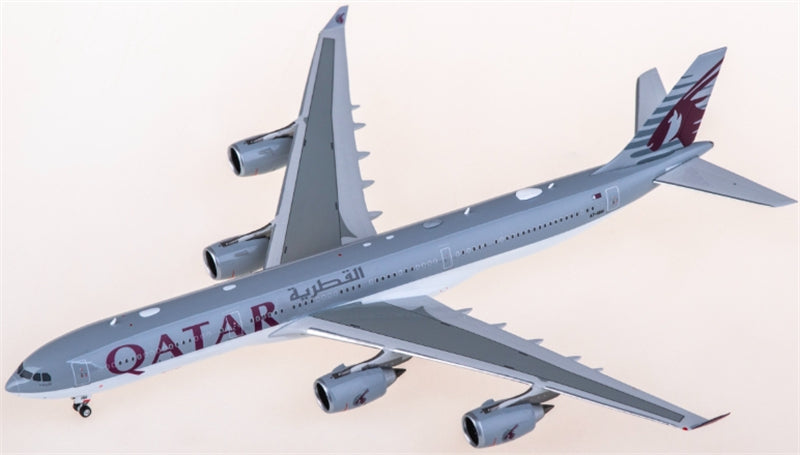 Phoenix Qatar Amini Flight Airbus A340-500 A7-HHH 1:400 Diecast Model view 2