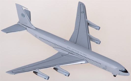 AeroClassics RAAF for Boeing 707-300 A20-261 1:400 Airplane Pre-built  Airliner Model Display