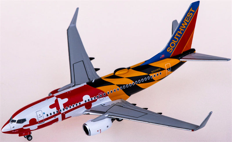NG Models Southwest Airlines Boeing 737-700 N214WN 1:400 Diecast Model view 3