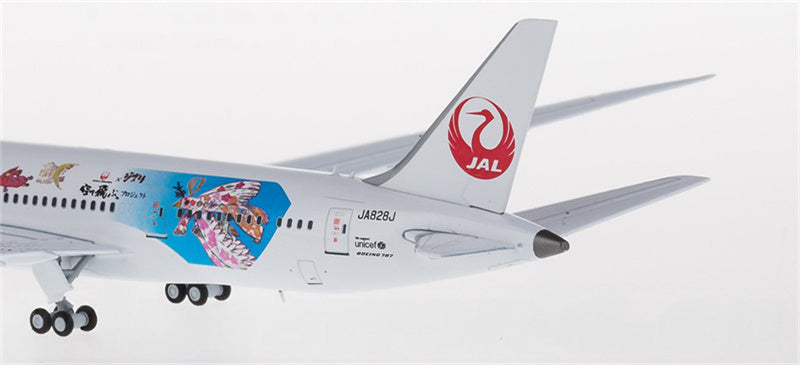 JC Wings Japan Airlines Boeing 787-8 JA828J 1:400 Diecast Model view 5