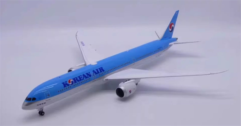 JC Wings Korean Air Boeing 787-10 Dreamliner HL8515 1:200 Aircraft Model